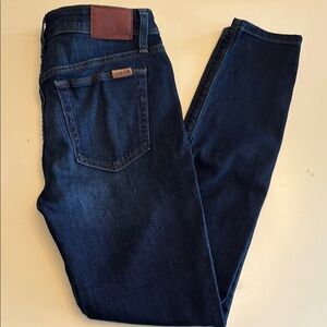 Joe’s The Icon Mid Rise Skinny Jeans